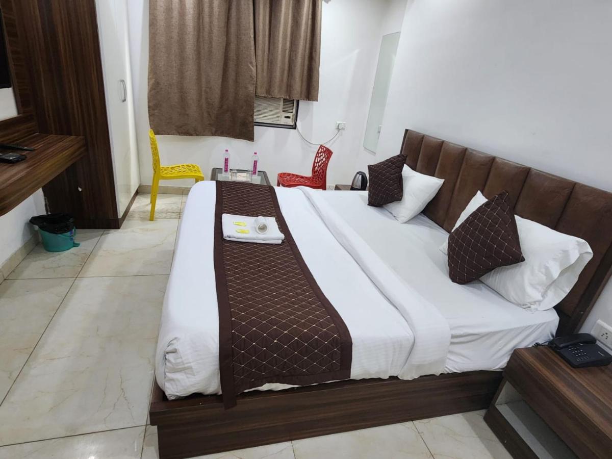 Airport Ivy With Free Airport Transfr 3* New Delhi